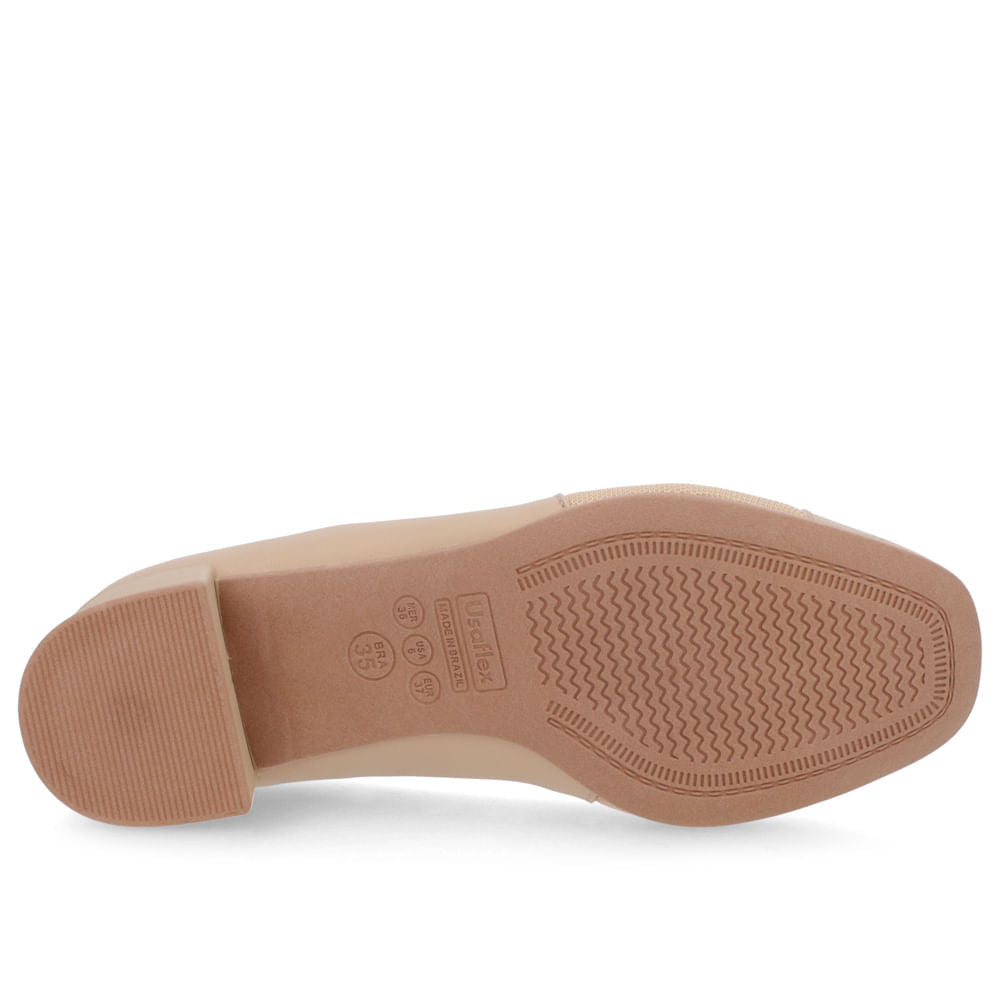 Scarpin Couro Detalhe Tecido Enfeite