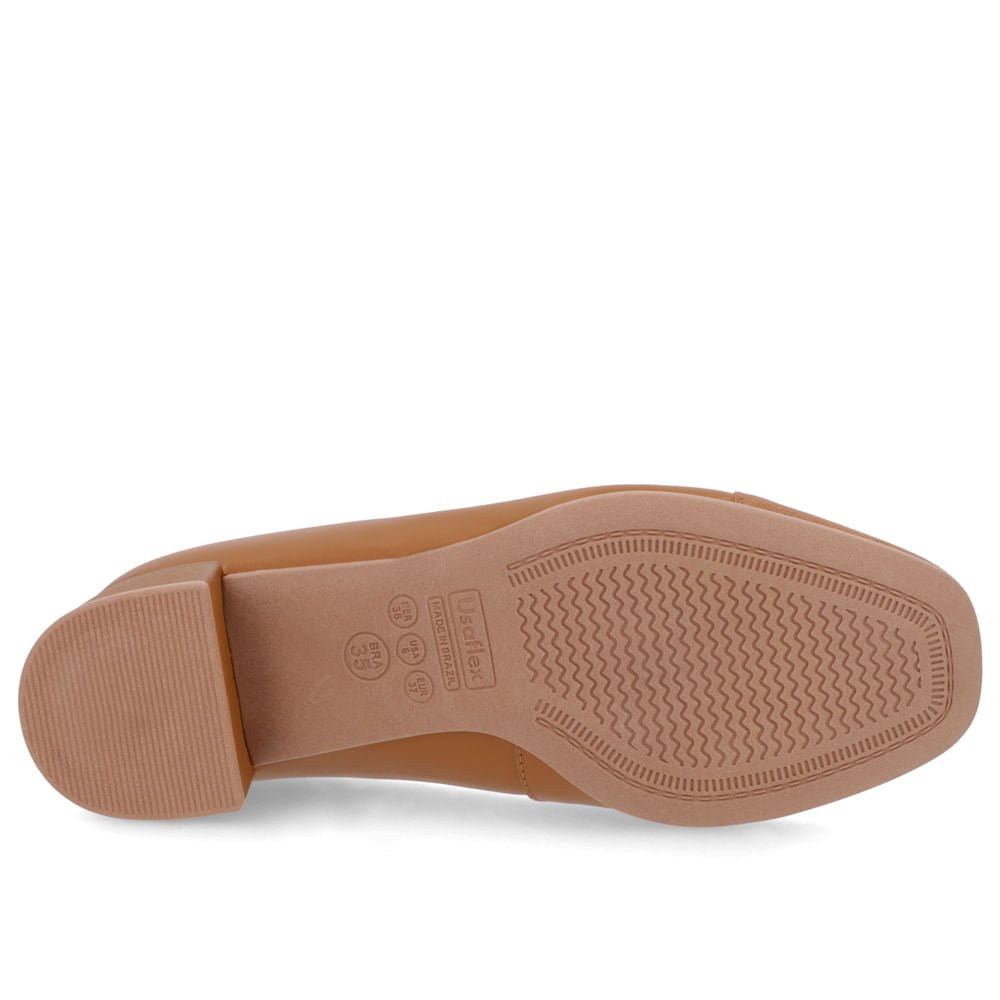 Scarpin Couro Bico Quadrado Enfeite