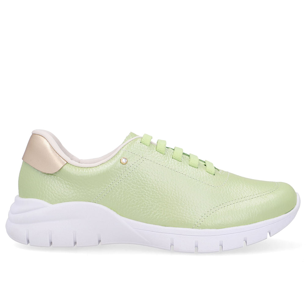 Tênis Slip On Verniz Básico