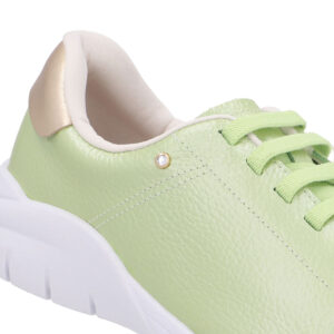 Tênis Slip On Verniz Básico