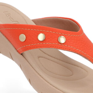 Chinelo Baixo Couro Enfeite Rebite