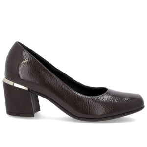 Scarpin Brranco Marfim Verniz Bico Quadrado Detalhe Salto
