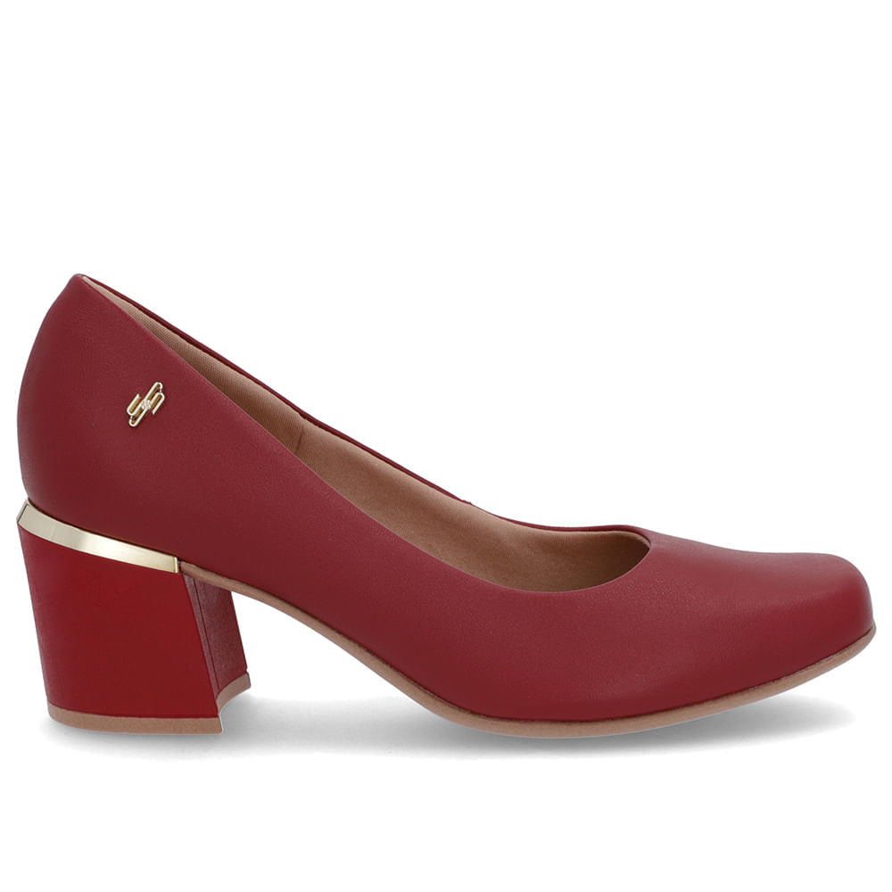 Scarpin Brranco Marfim Verniz Bico Quadrado Detalhe Salto