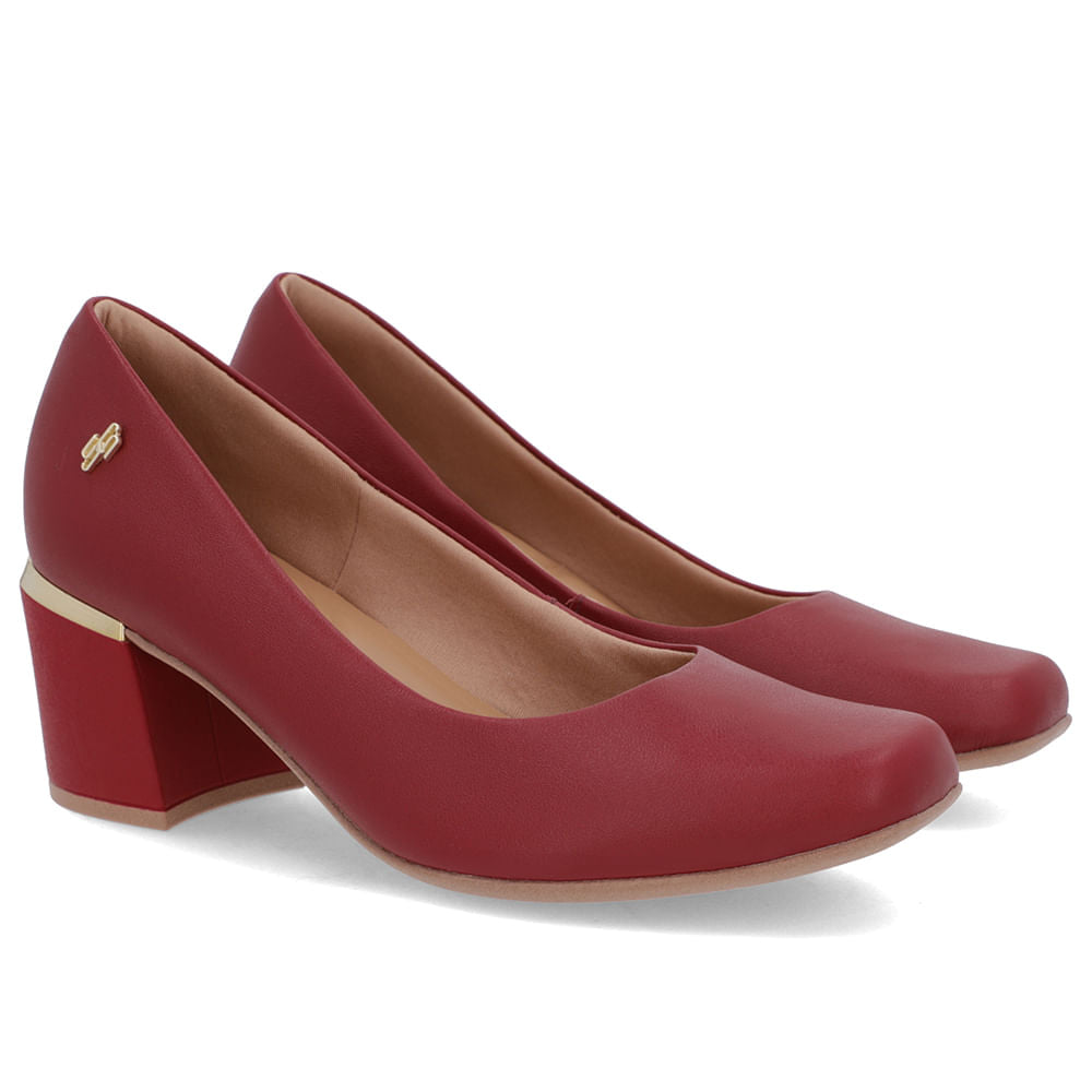 Scarpin Brranco Marfim Verniz Bico Quadrado Detalhe Salto