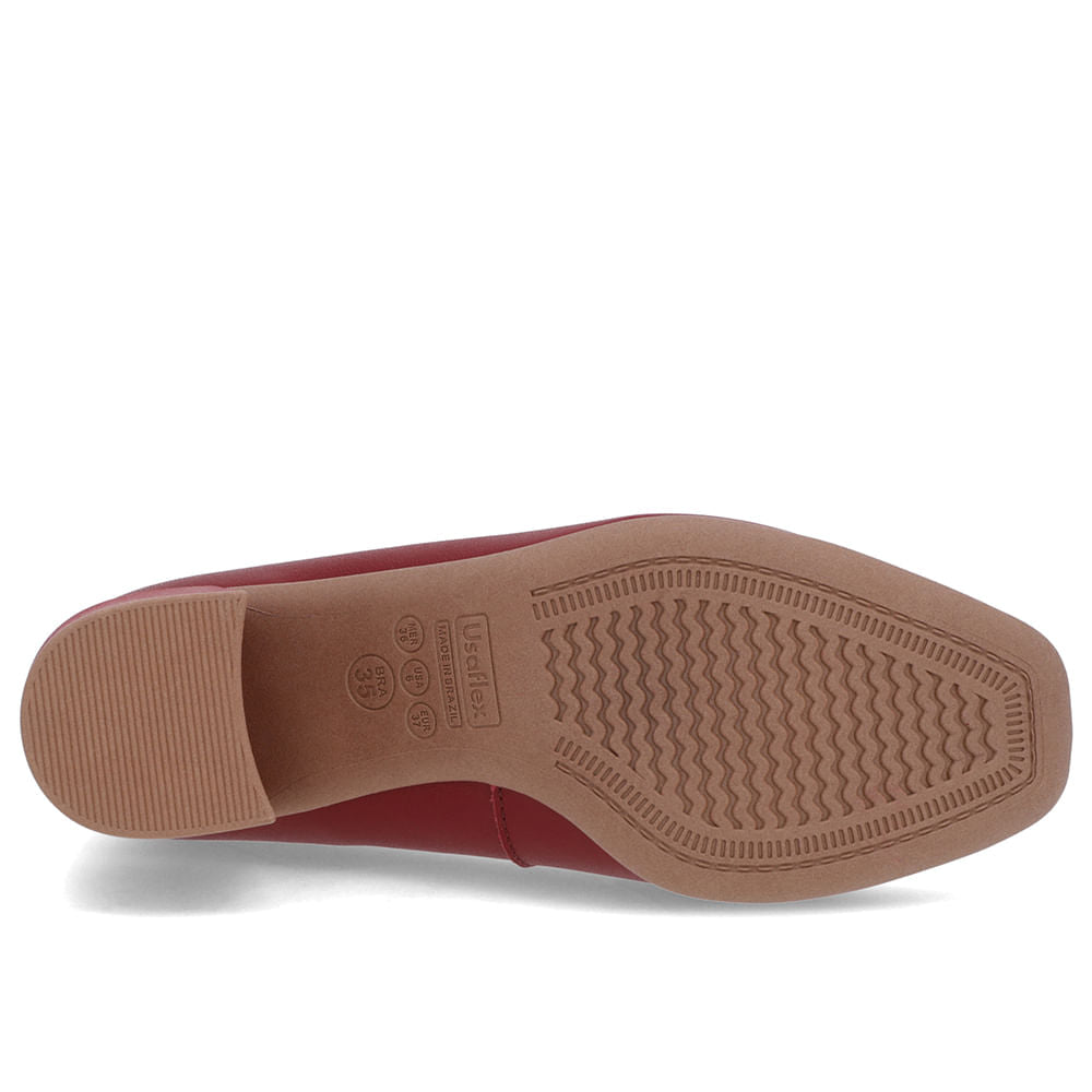 Scarpin Brranco Marfim Verniz Bico Quadrado Detalhe Salto