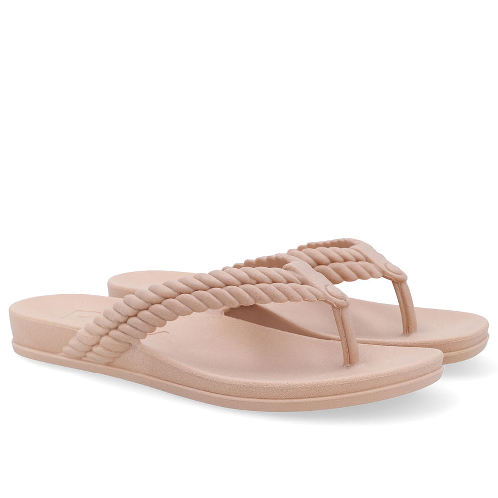 Chinelo Poofy Tira Trabalhada