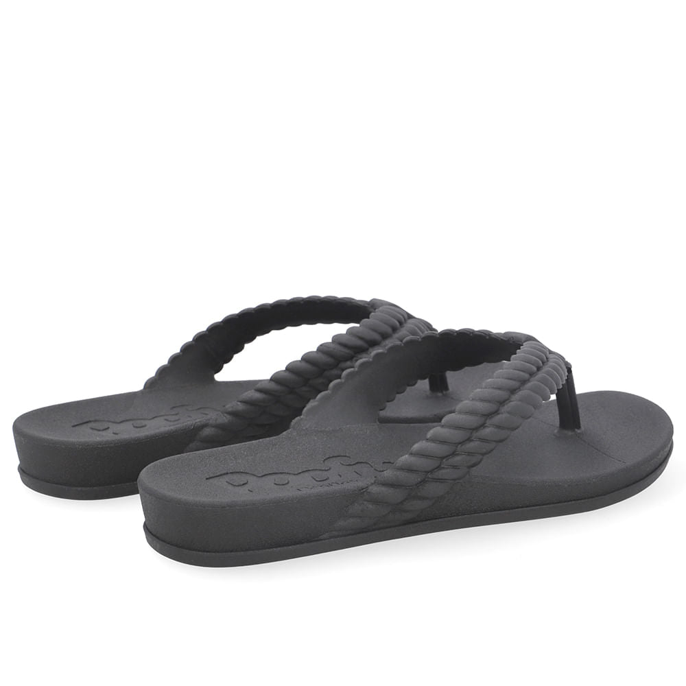Chinelo Poofy Tira Trabalhada