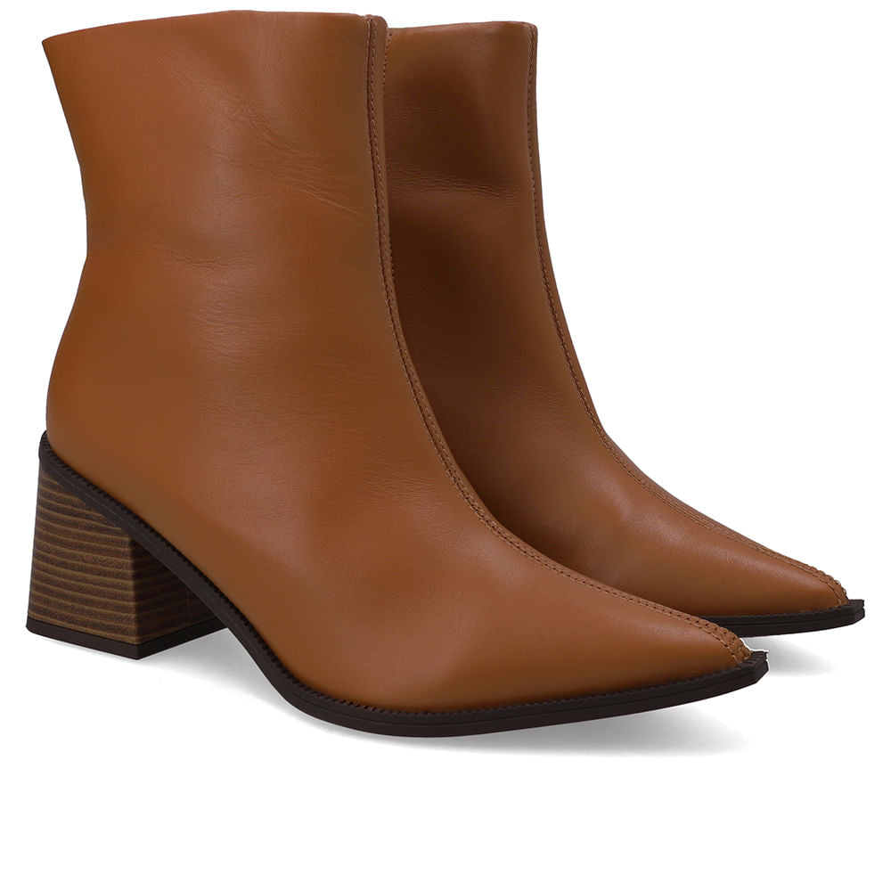 Bota Marrom Couro Salto Bloco Bico Fino