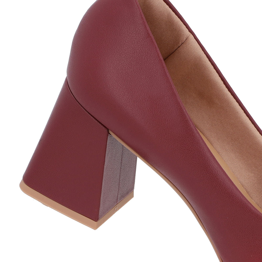 Scarpin Básico Couro Bico Fino