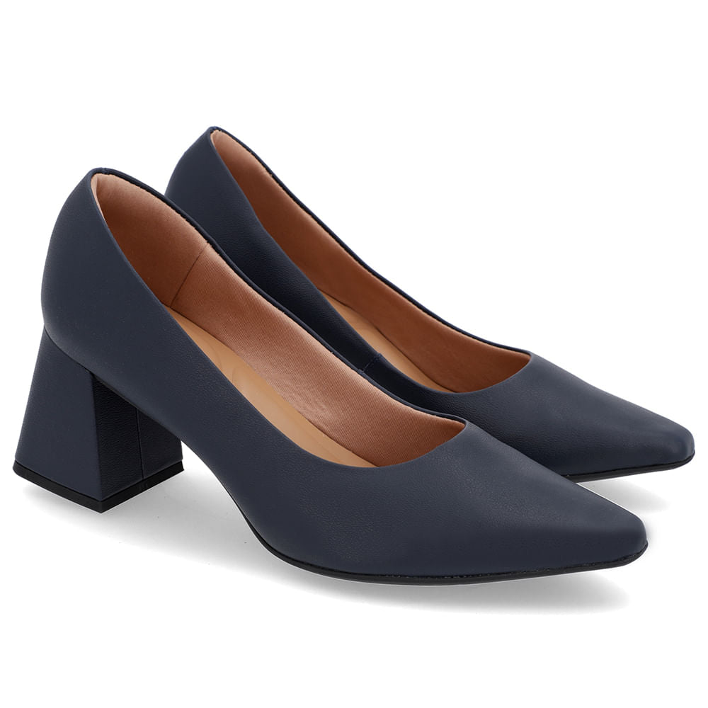 Scarpin Básico Couro Bico Fino