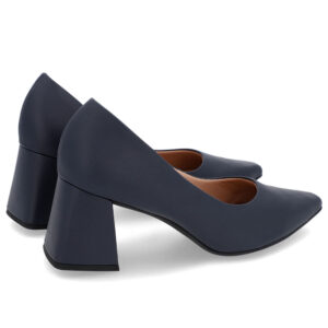 Scarpin Básico Couro Bico Fino
