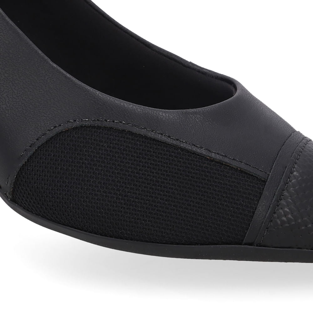 Scarpin Couro Lateral Tecido