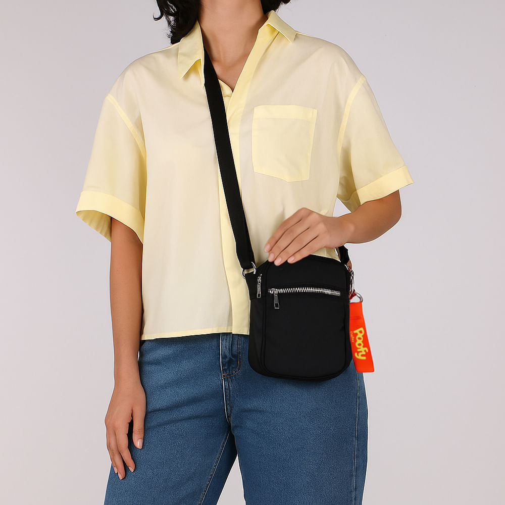 Bolsa Tiracolo Poofy Nylon Zíper