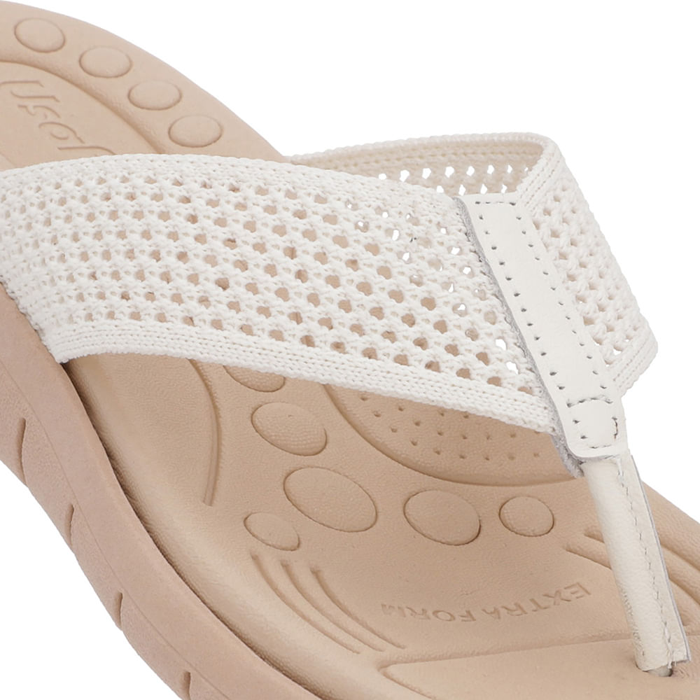 Chinelo Salto Rasteiro Tricot Marfim